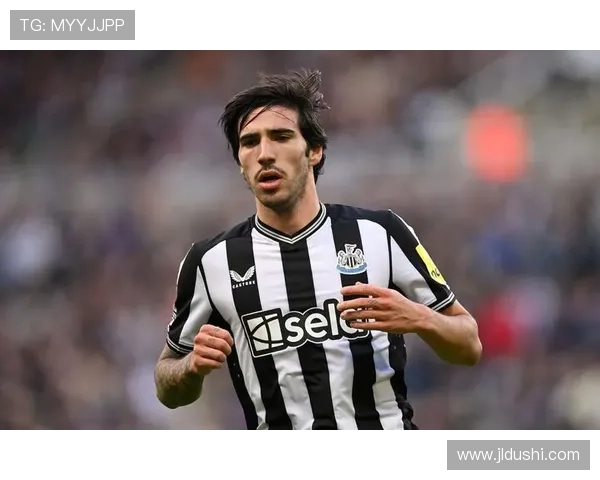 曼城有望签下安德森 托纳利也是目标